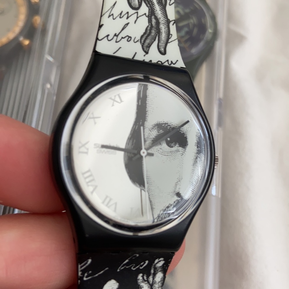 Swatch - Picture 5 of 5
